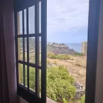 Two-bedroom House At Lila Apartamento