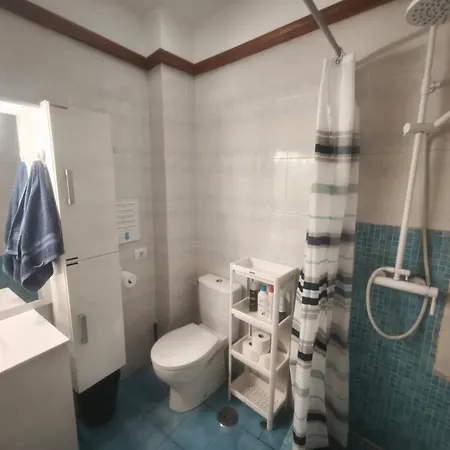 Two-bedroom House At Lila