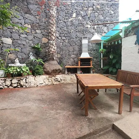 Two-bedroom House At Lila * Πουέρτο Ντε Λα Κρουζ